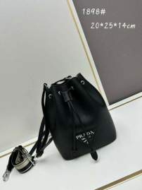 Picture of Prada Handbags _SKUfw177295754fw
